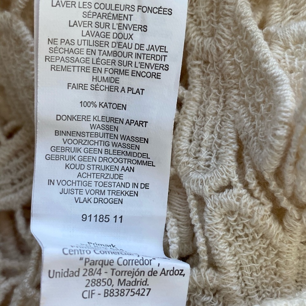 Atmospheric Floral Lace Top. Cream Sz S. - Picture 6 of 6